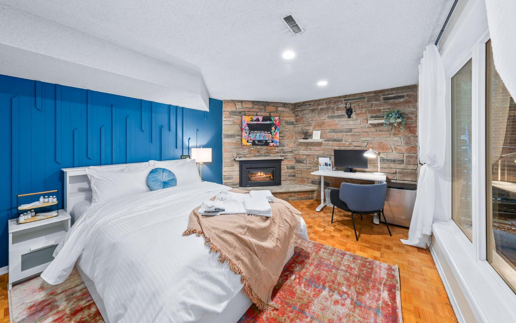 Spacious Bedroom With Garden View, Fridge, Workspace Ferienhaus
